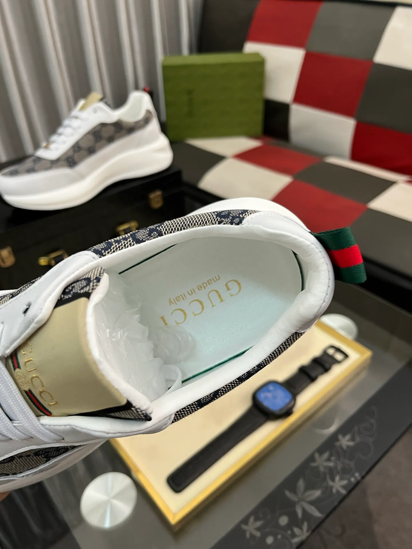 Men's Men's Shoes💰440⌚️⌚️【GUCCI】Gucci men's latest white shoe series casual shoes! The official website is built 1:1. Upper: Made of imported cowhide, with electric embroidery ➕Inner lining: Made of high-quality first-layer pigskin, soft and comfortable. Picky material selection and exquisite workmanship give you the best enjoyment. Size: 38-444️⃣Colors available
